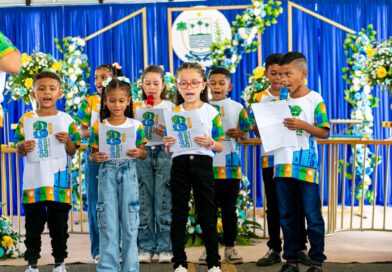 Solenidade cívica marca os 69 anos de Capitão de Campos